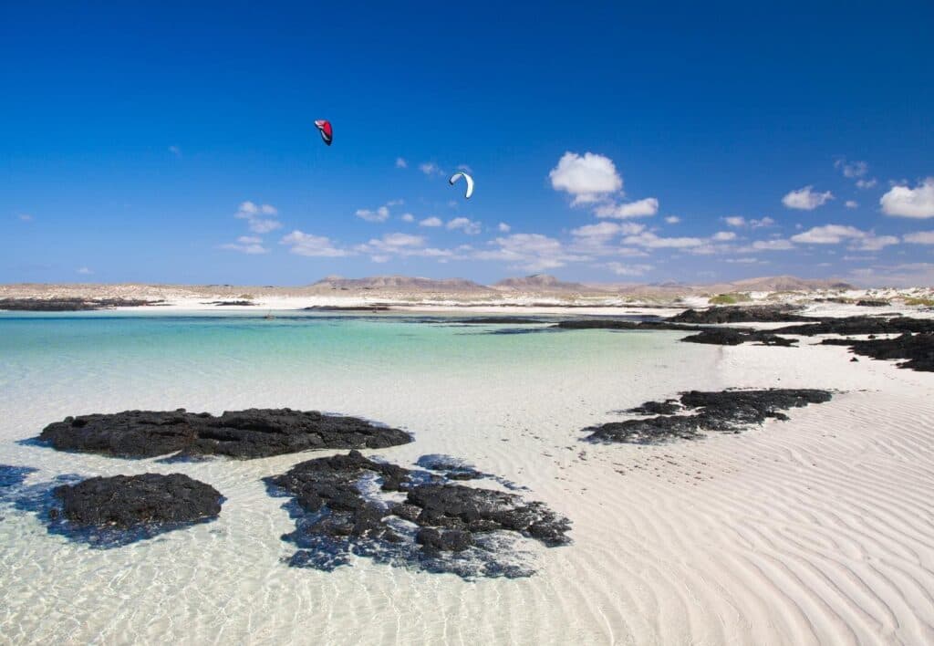 FuerteKite: Escuela de Kitesurf en Fuerteventura - kitesurf in La Oliva