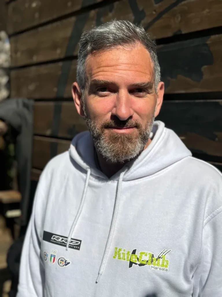 Kite Club Marsala - RRD kite center - CSEN - Wing Kitefoil Freestyle Courses Kite Surf Sicily Sicilia Stagnone Old School - kitesurf in Marsala