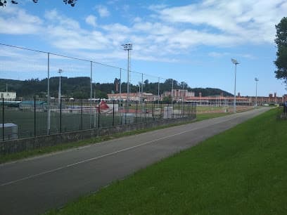 Complejo deportivo Oscar Freire - tenis in Duález