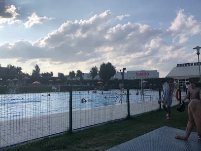Piscina Municipal Descubierta - natacion in Medina del Campo