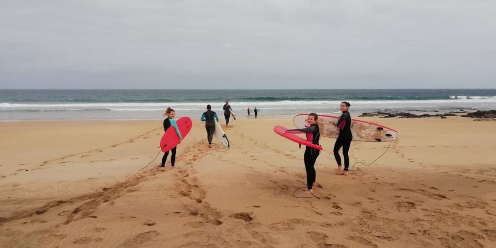 O'Neill surf school - surf in Corralejo