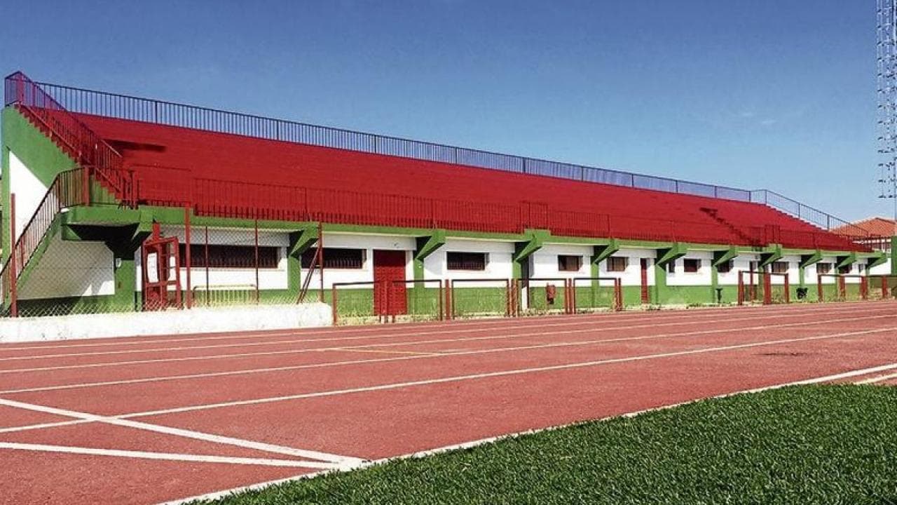 Polideportivo campo Ito - fútbol in Almendralejo