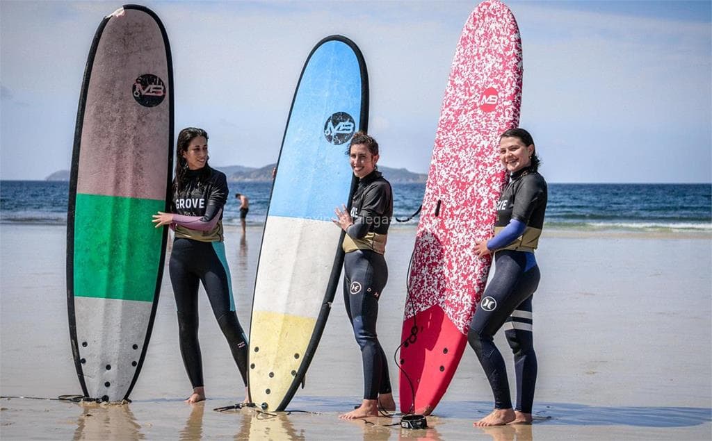 Grove Surf Club - Surf & Paddle Surf - A Lanzada - surf in O Grove