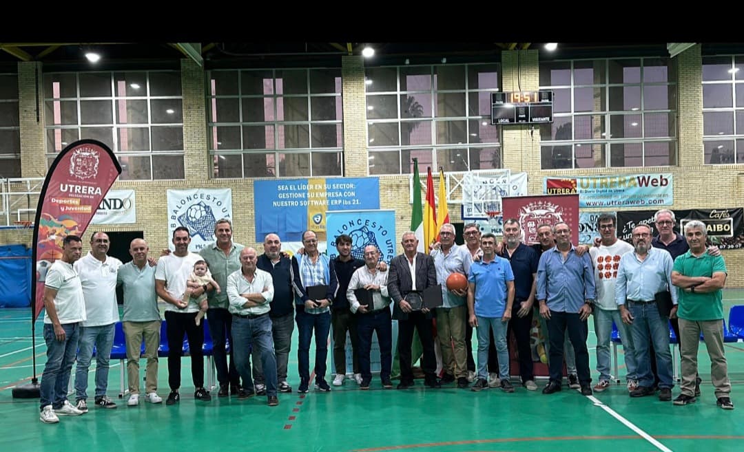 PABELLON MUNICIPAL CRONISTA DEPORTIVO PEPE ALVAREZ - baloncesto in Utrera